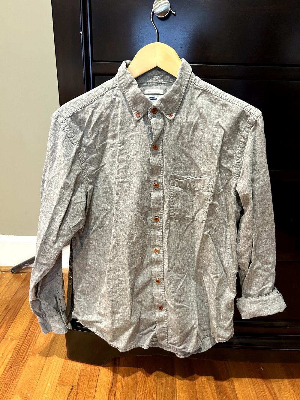 Old Navy Gray Slim-Fit Button Down Shirt Dark Buttons Size Large Cotton
